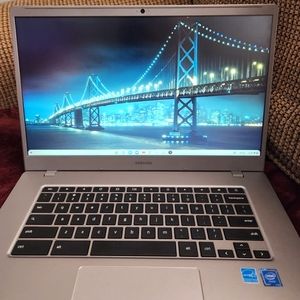 Samsung - 15.6" Chromebook 2019 Intel Celeron- 4GB Memory-32GB eMMC Flash Memory